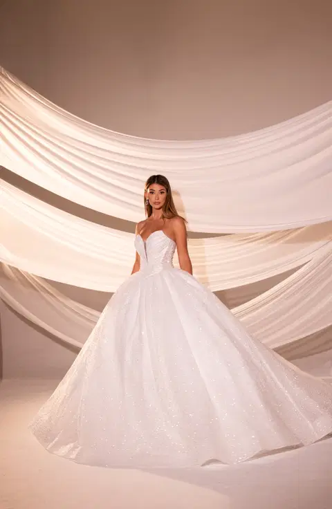 Style RB5110 wedding dress by Rachel Allan, ball gown, tulle