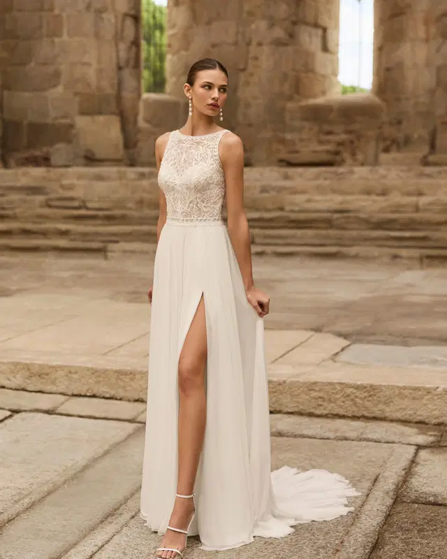 PRIMULA by Adriana Alier: A-Line silhouette, boat neck neckline, sleeveless, muslin