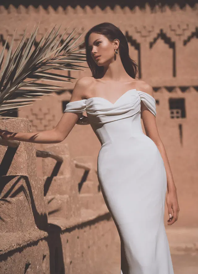 Terri by Enzoani - view 2 of 4