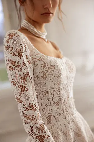 Esther by Tina Valerdi - view 3 of 6