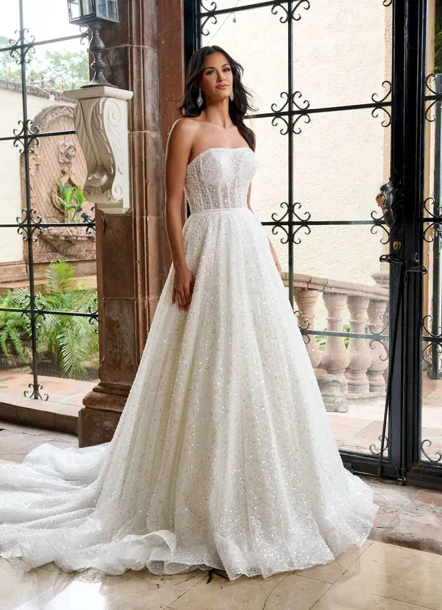 RB5094 by Rachel Allan: Ball Gown silhouette, sweetheart neckline, sleeveless, tulle