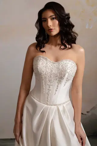 Rhondelle by Donna Salado Bridal - view 3 of 6
