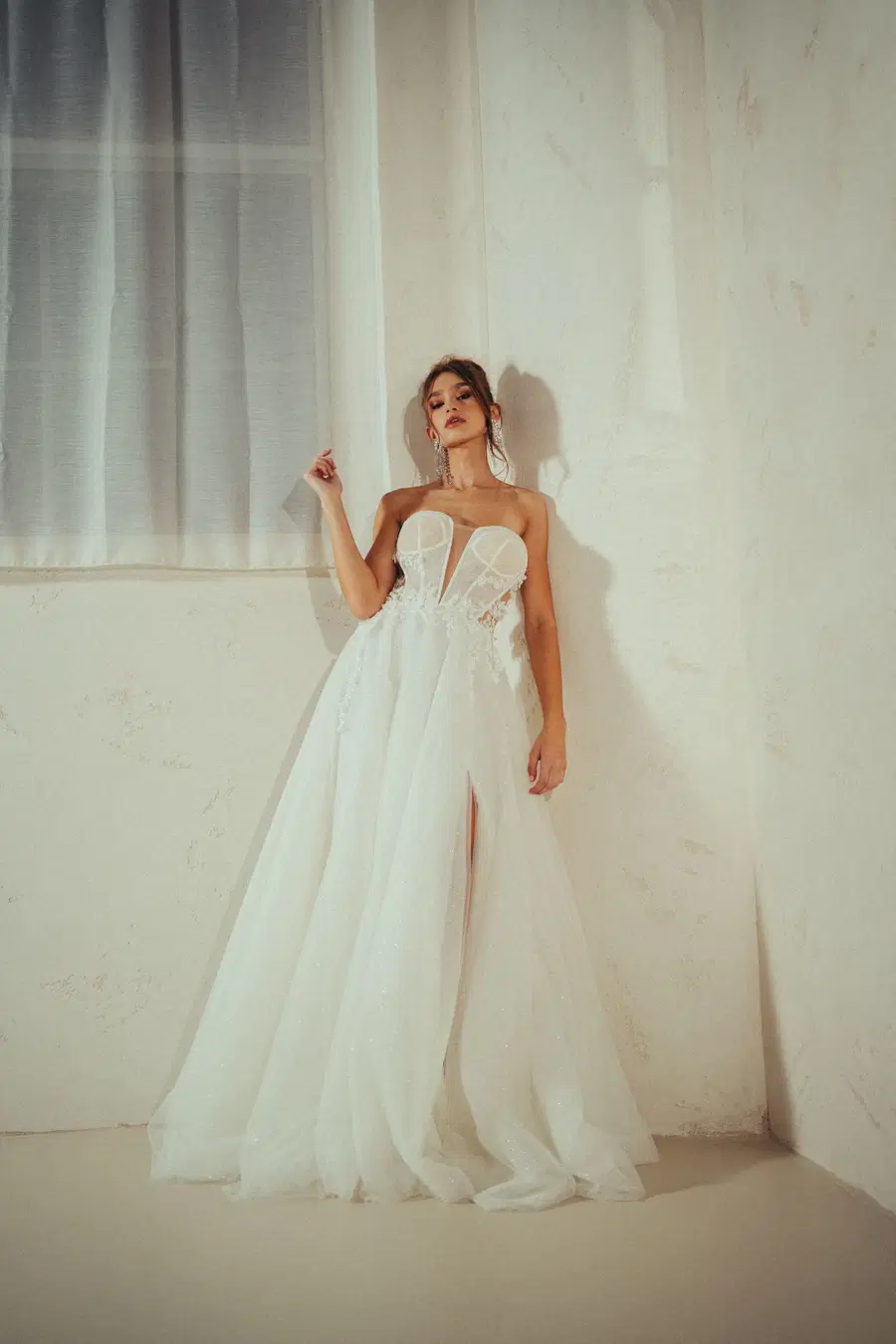 Halo 2510 by Halo: A-Line silhouette, deep V-neck neckline, sleeveless, tulle