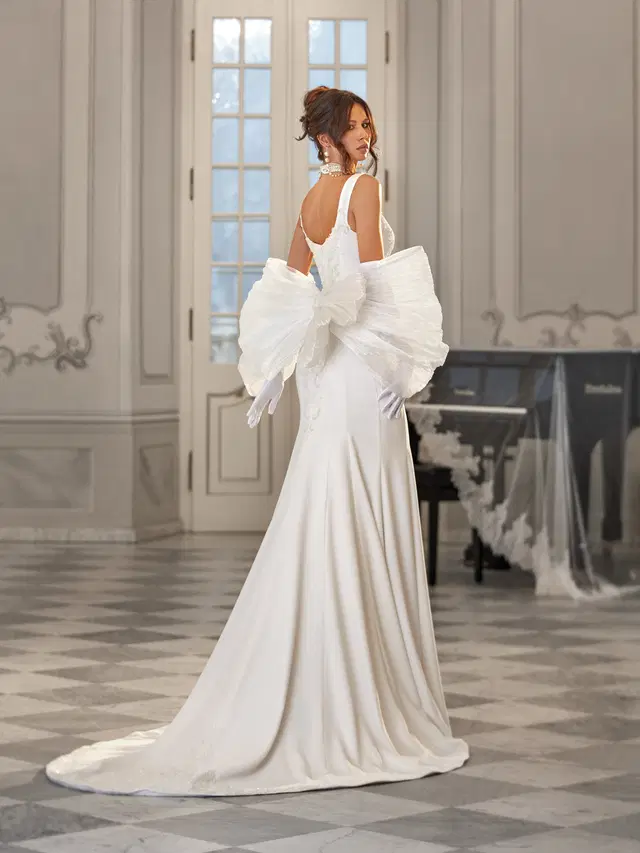 Robin by Vanilla Sposa - view 2 of 2