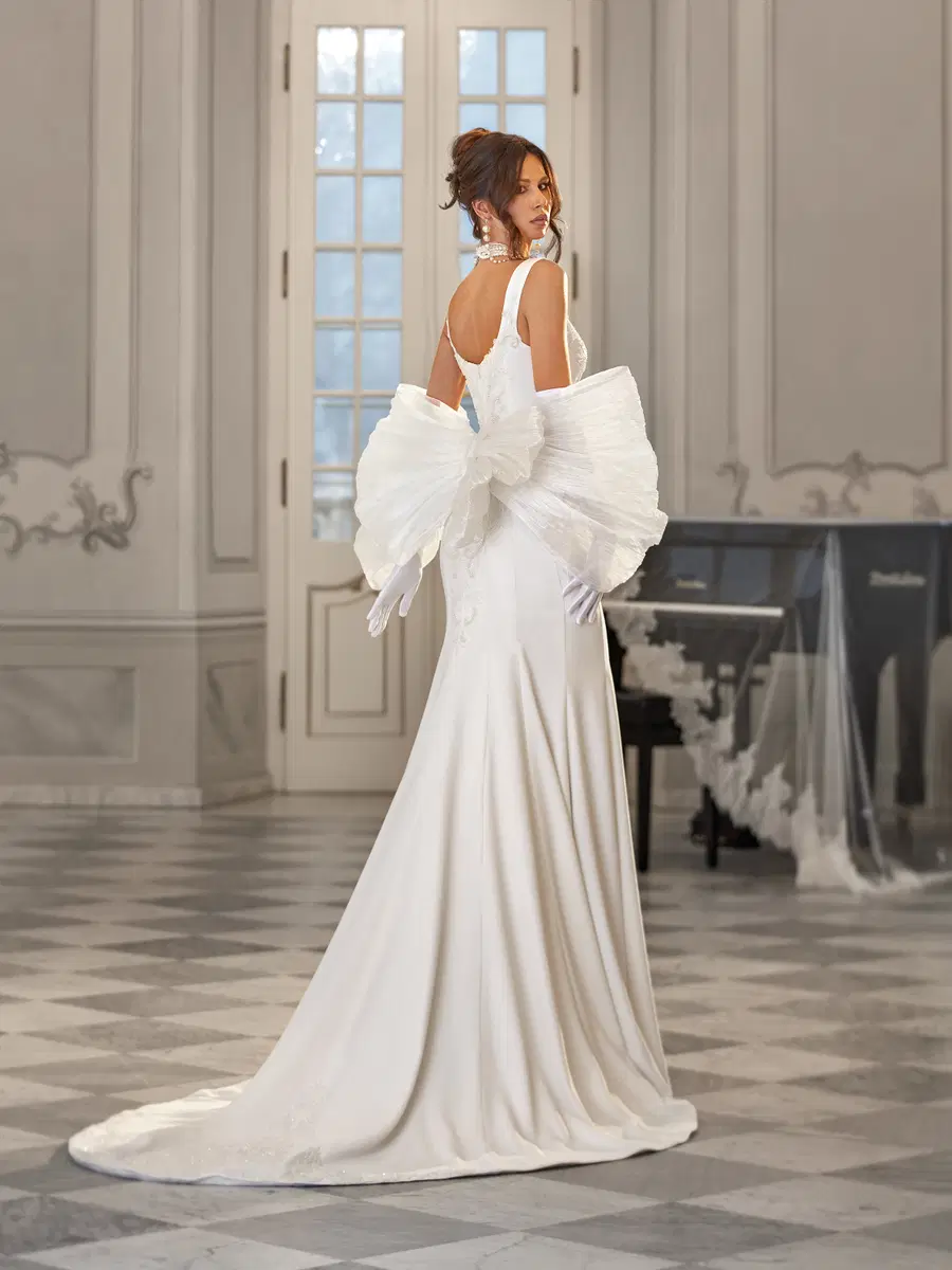 Robin by Vanilla Sposa - view 2 of 2