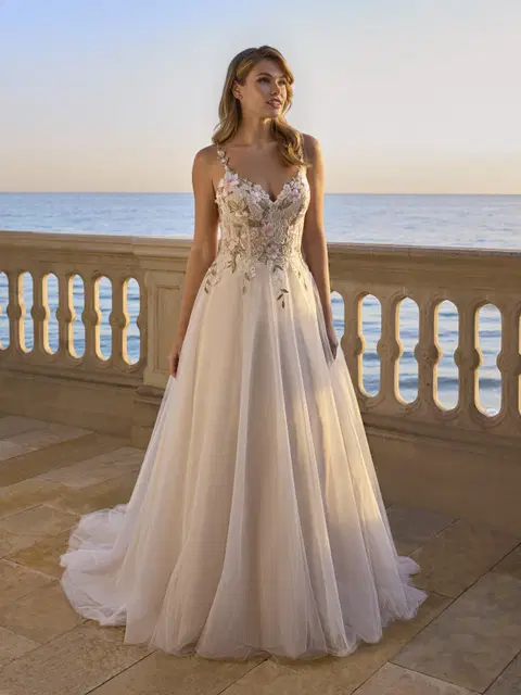 Jasmay wedding dress by Ladybird, princess, tulle
