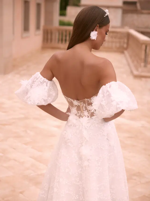 Cybele by Bianco Evento - view 2 of 4