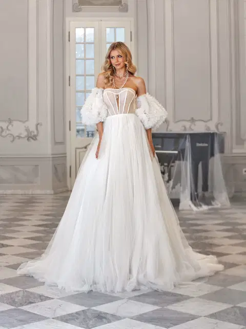 Patience wedding dress by Vanilla Sposa, ball gown, tulle