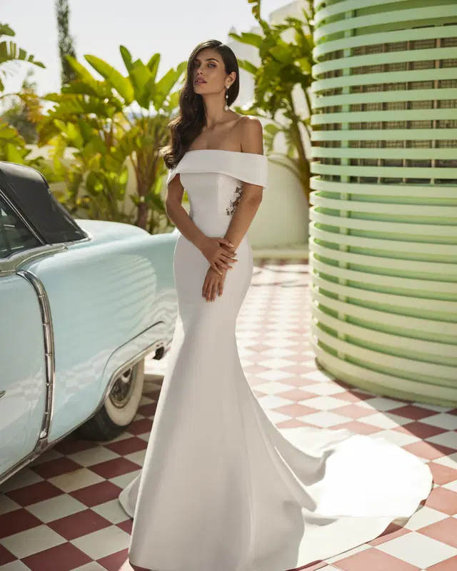 Jossie by Luna Novias - view 2 of 4