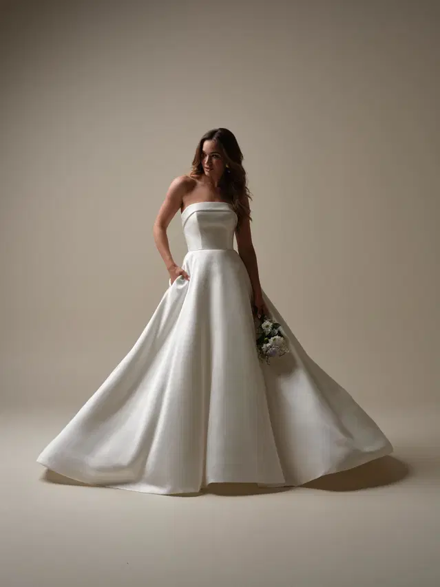 Elizabeth Marie by Rebecca Ingram: Princess silhouette, straight neckline, sleeveless, satin