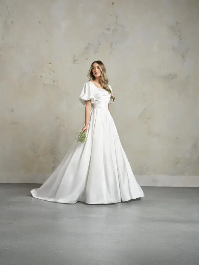 Anniston Marie by Maggie Sottero: Ball Gown silhouette, sweetheart neckline, sleeveless, satin