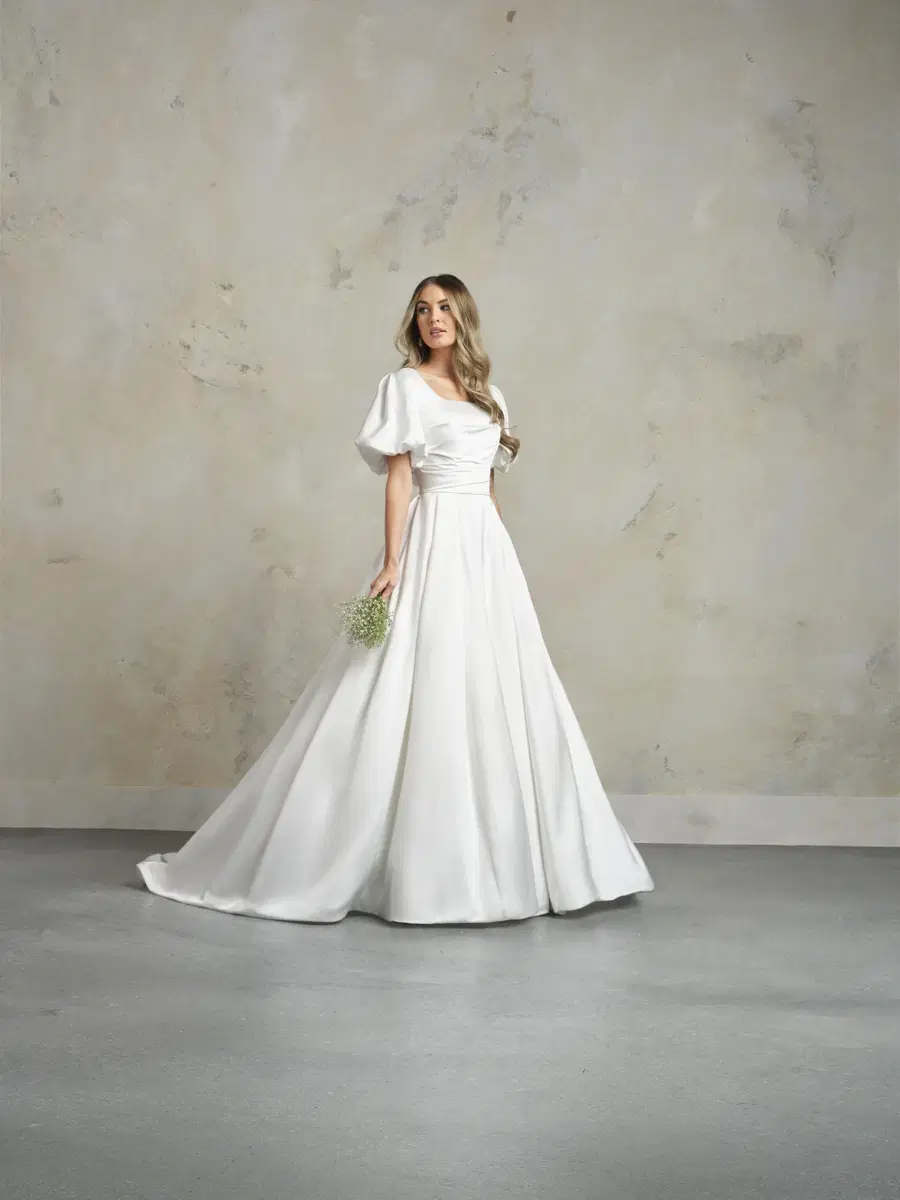 Anniston Marie by Maggie Sottero: Ball Gown silhouette, sweetheart neckline, sleeveless, satin