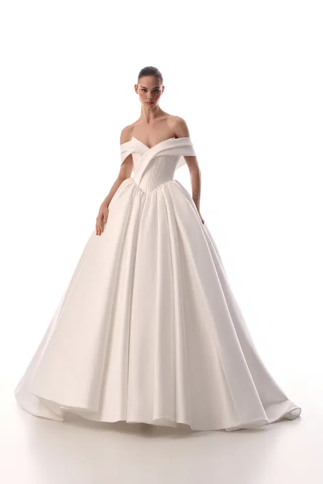 Mona by Innocentia: Ball Gown silhouette, sweetheart neckline, satin