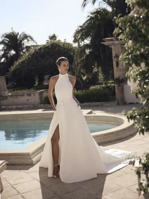 Marvina Brautkleid von Modeca Bridal, Satin, Nackenträger