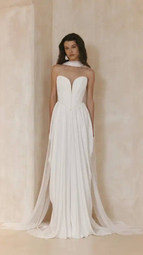 Shelly wedding dress by Anna Kara, fit & flare, chiffon