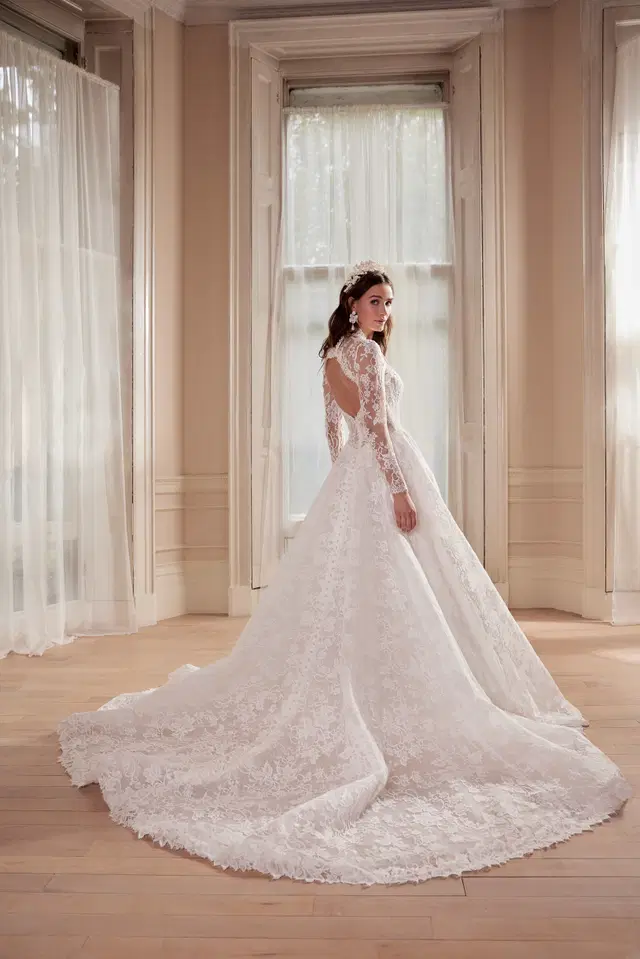 Victoria by Josephine Scott - view 3 of 3