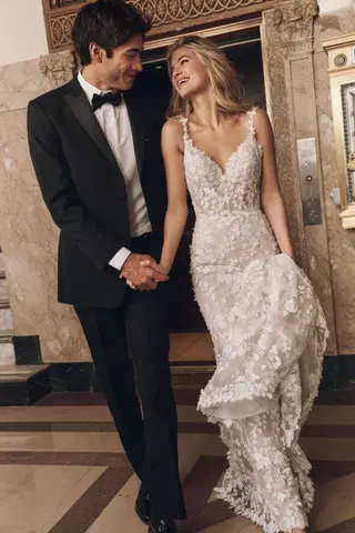 Ladonna Lane by Maggie Sottero - view 7 of 10