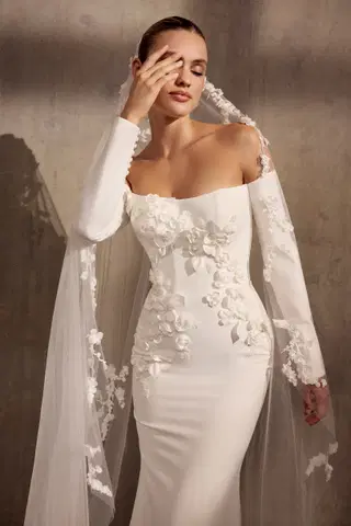 Camille by Avenue by Josephine Scott - view 3 of 6