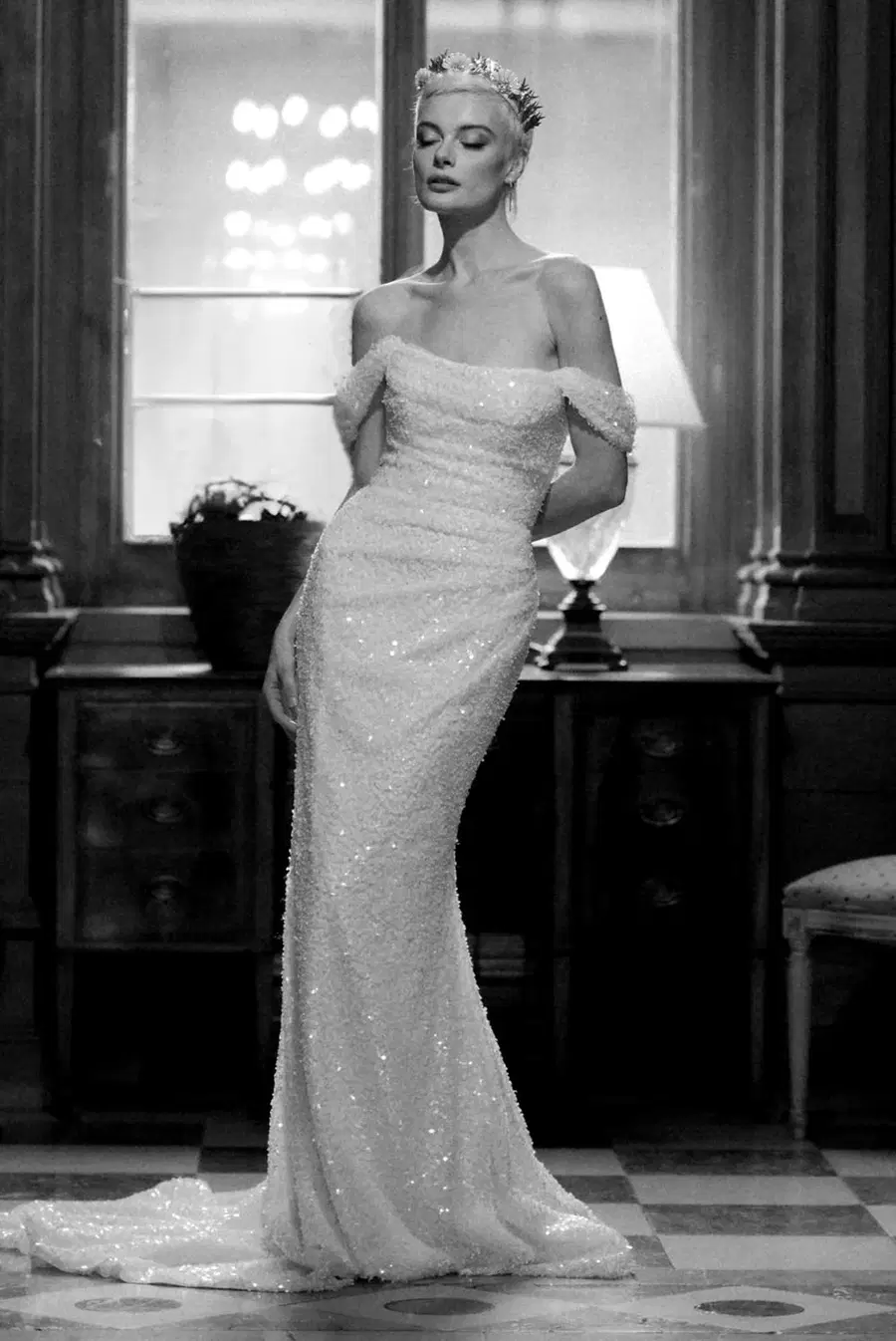 Eva by Avenue by Josephine Scott - view 6 of 7